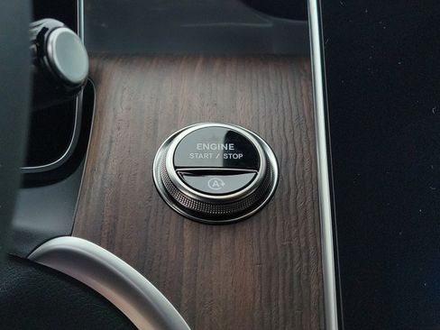 Certified 2026 Mercedes-Benz GLC 300 image 27