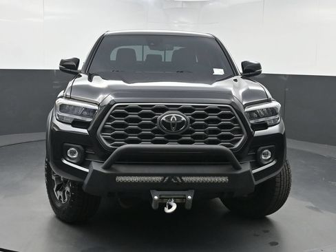 Used 2021 Toyota Tacoma TRD Off-Road AWD/4WD image 39