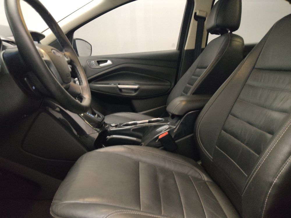 Used 2015 Ford Escape Titanium FWD image 17