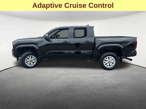 Used 2024 Toyota Tacoma SR image 8