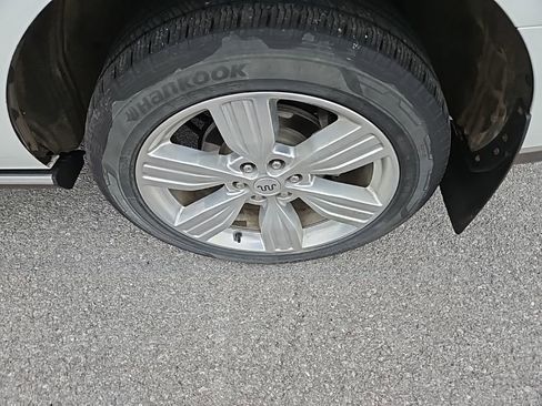 Used 2022 Ford Expedition King Ranch image 12