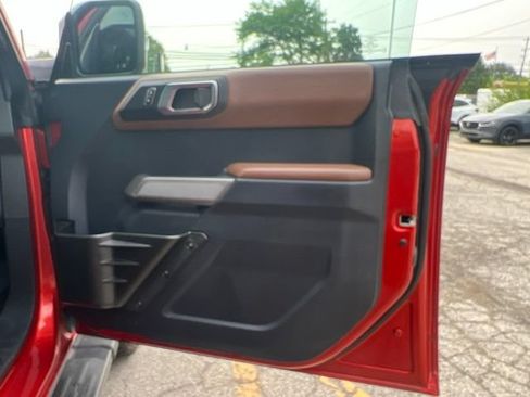 Used 2022 Ford Bronco Outer Banks AWD/4WD image 26
