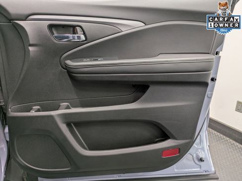 Used 2023 Honda Ridgeline Sport image 27