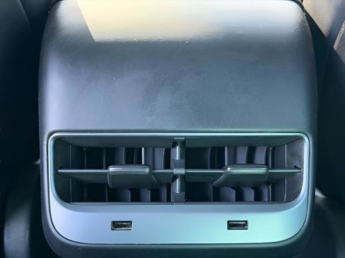 Used 2019 Tesla Model 3 Long Range image 4