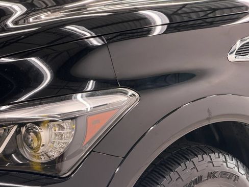 Used 2017 INFINITI QX80 4WD w/ Driver Assistance Package image 4