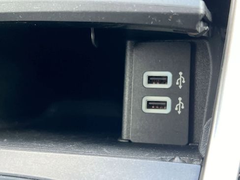 Used 2017 Ford Edge SEL w/ Equipment Group 201A image 31