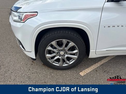 Used 2019 Chevrolet Traverse Premier w/ Driver Confidence II Package FWD image 33