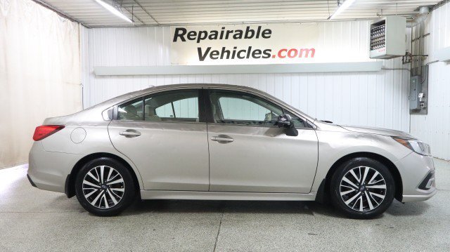 Used 2018 Subaru Legacy 2.5i Premium w/ Eyesight & BSD & Rcta & HBA AWD/4WD image 4