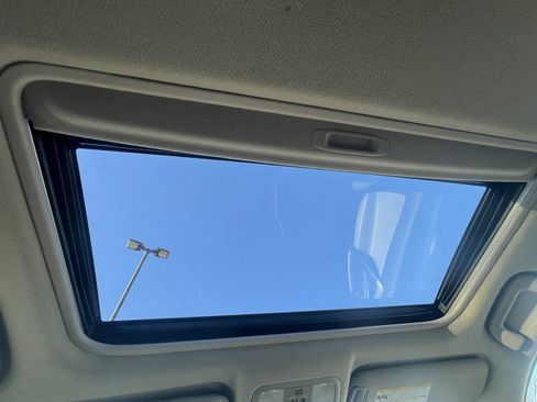 Used 2010 Toyota RAV4 Limited image 22