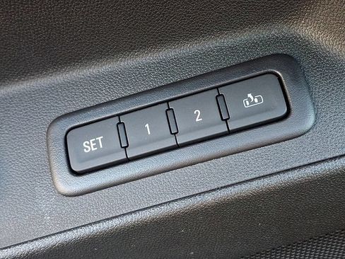 Used 2019 Chevrolet Equinox Premier AWD/4WD image 25