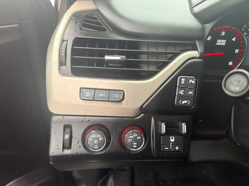 Used 2016 GMC Yukon Denali w/ Open Road Package AWD/4WD image 26