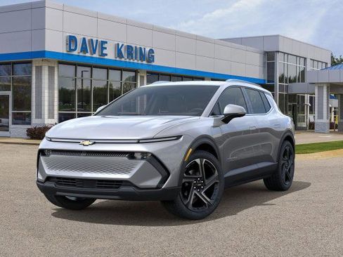 New 2026 Chevrolet Equinox EV LT image 30