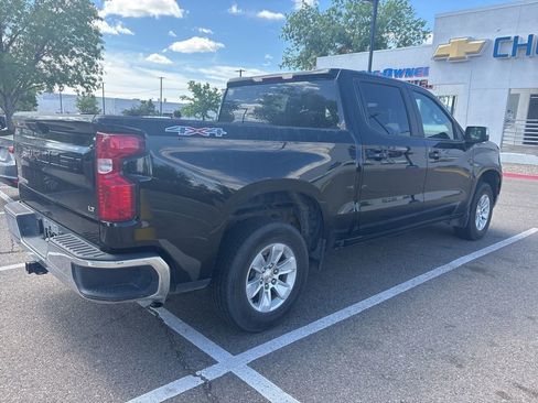Used 2025 Chevrolet Silverado 1500 LT image 3