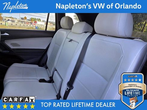 Used 2021 Volkswagen Tiguan SE R-Line image 31