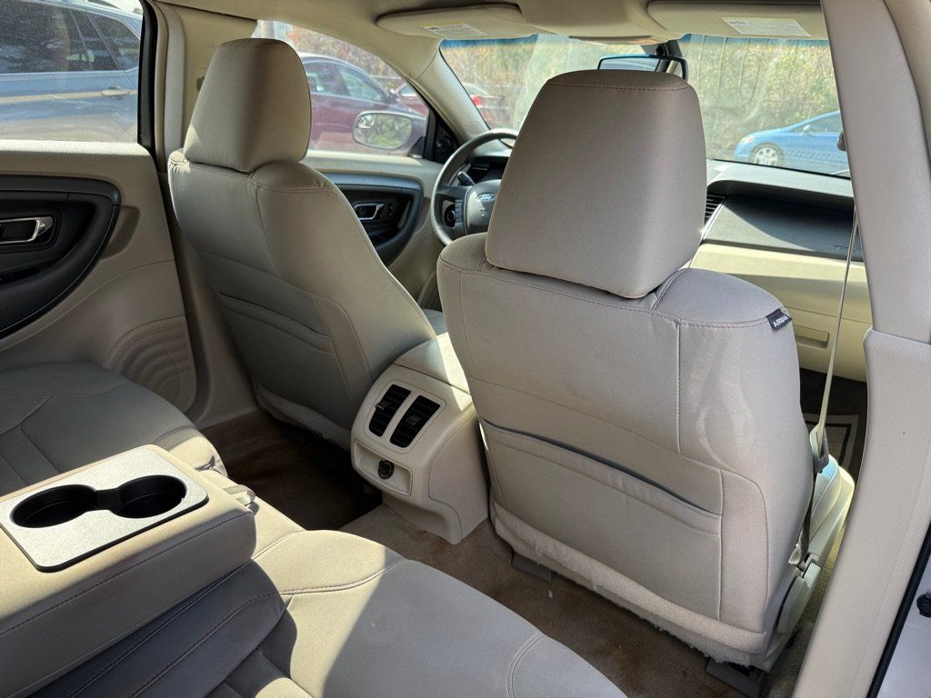 Used 2012 Ford Taurus SE FWD image 23