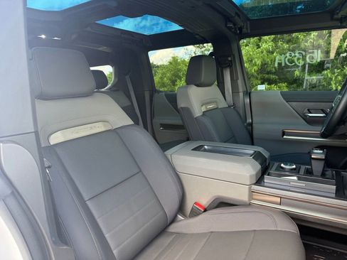 Used 2025 GMC Hummer EV 3X AWD/4WD image 24