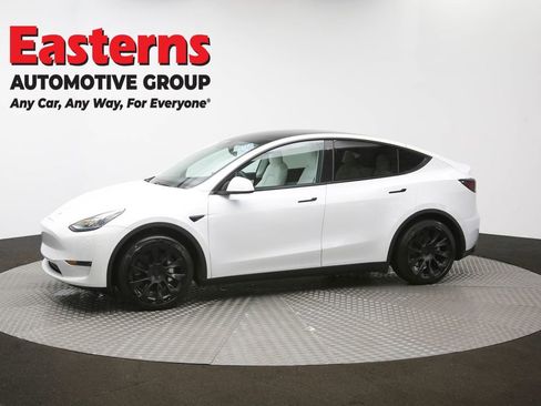 Used 2020 Tesla Model Y Long Range image 54