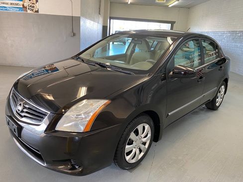 Used 2011 Nissan Sentra 2.0 S w/ Convenience Pkg FWD image 3