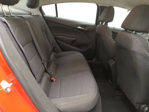 Used 2017 Chevrolet Cruze LS image 19