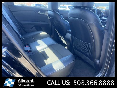 Used 2023 Kia Forte GT-Line w/ GT-Line Premium Package FWD image 16