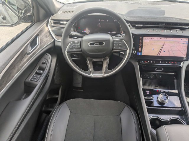 New 2027 Jeep Grand Cherokee Altitude AWD/4WD image 15