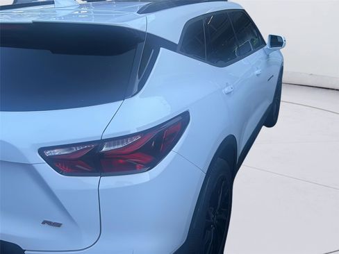 Used 2019 Chevrolet Blazer RS AWD/4WD image 2