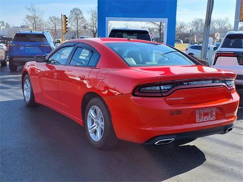 Used 2020 Dodge Charger SXT w/ Leather Interior Group image 4