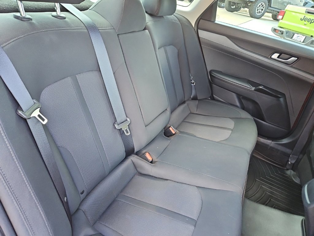 Used 2021 Kia K5 LXS FWD image 28