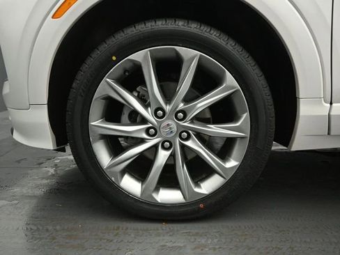 Used 2024 Buick Encore GX Avenir w/ Avenir Convenience Package image 31