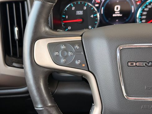 Used 2017 GMC Sierra 2500 Denali w/ Duramax Plus Package AWD/4WD image 35