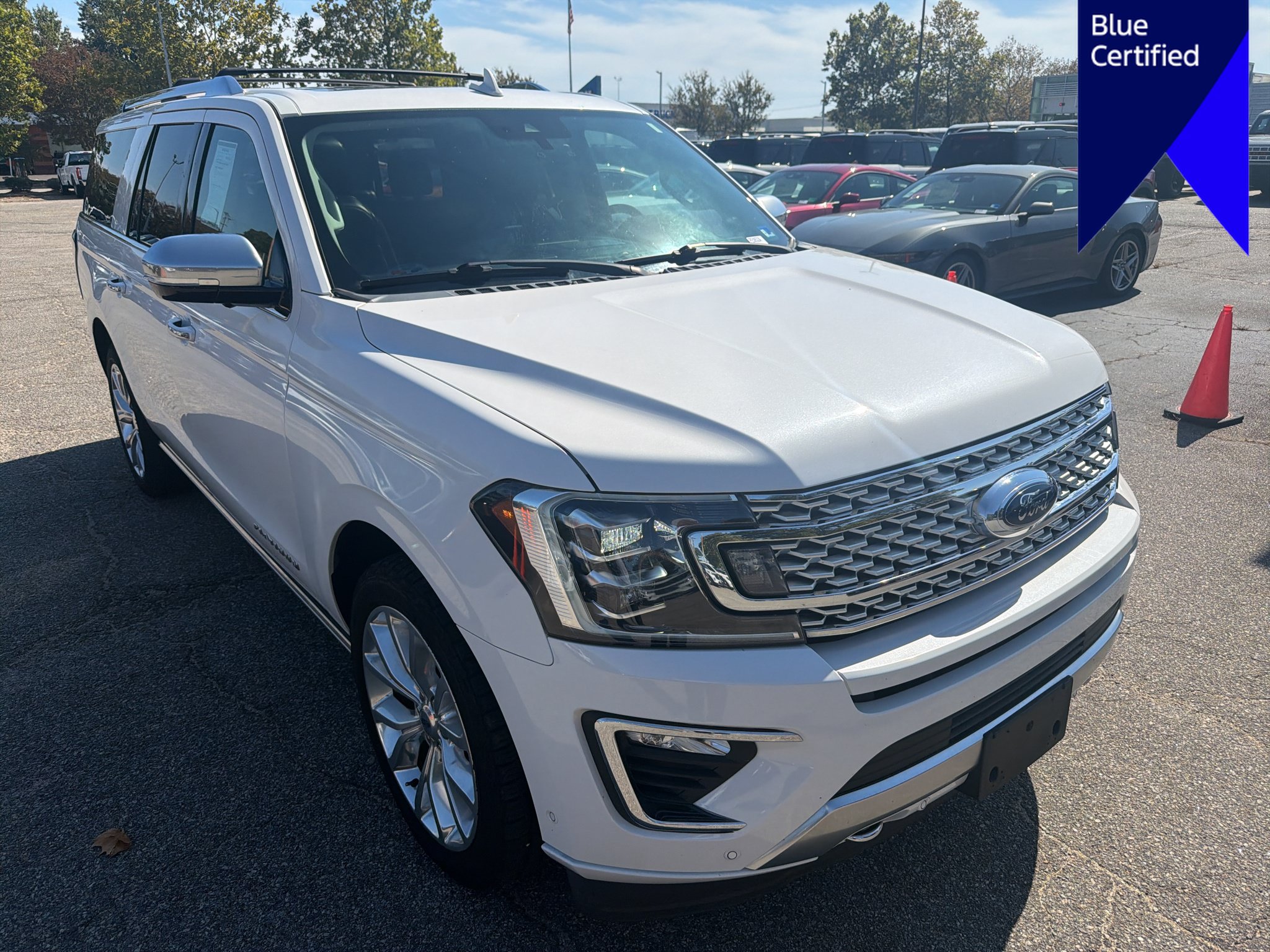 Used 2019 Ford Expedition Max Platinum AWD/4WD image 3