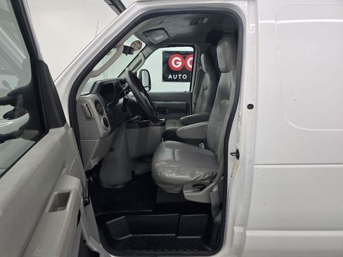 Used 2012 Ford E-150 and Econoline 150 RWD image 13