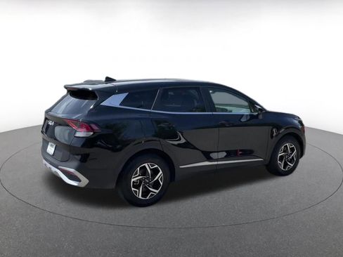 Used 2025 Kia Sportage LX image 14