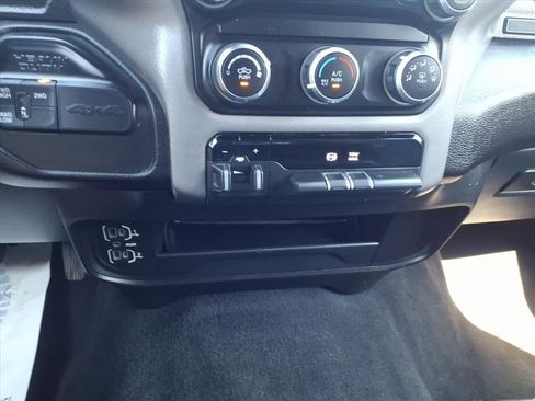 Used 2024 RAM 2500 Big Horn image 17