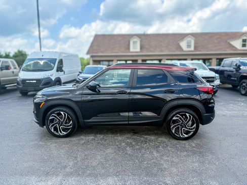Used 2025 Chevrolet TrailBlazer RS w/ Convenience Package FWD image 11