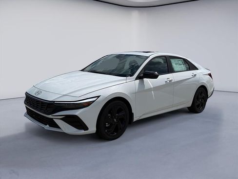 New 2026 Hyundai Elantra SEL Sport FWD image 1