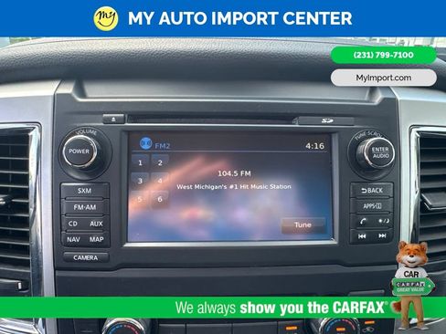Used 2018 Nissan Titan SV w/ SV Convenience Package AWD/4WD image 21