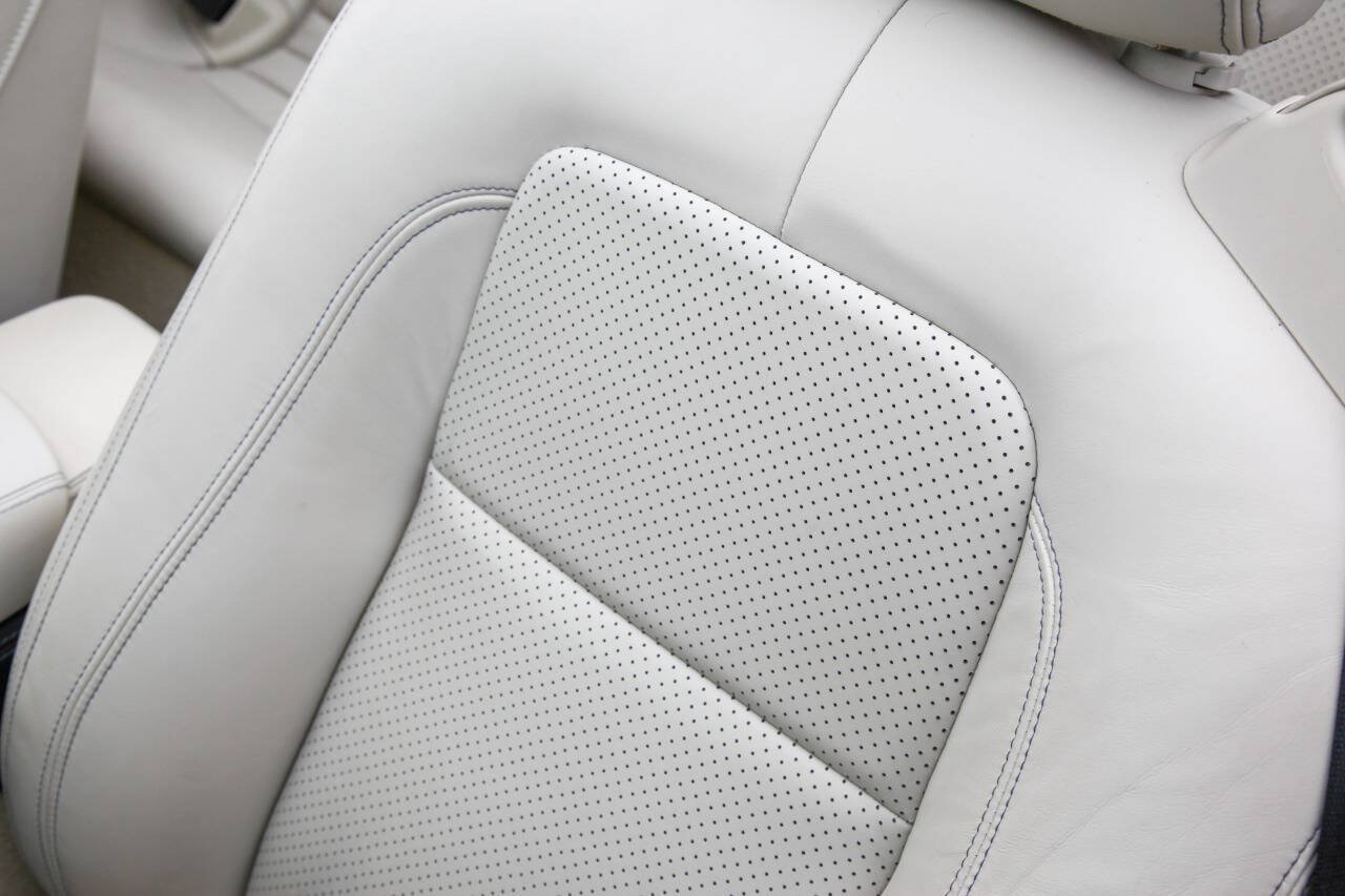 Used 2009 Jaguar XKR R RWD image 56