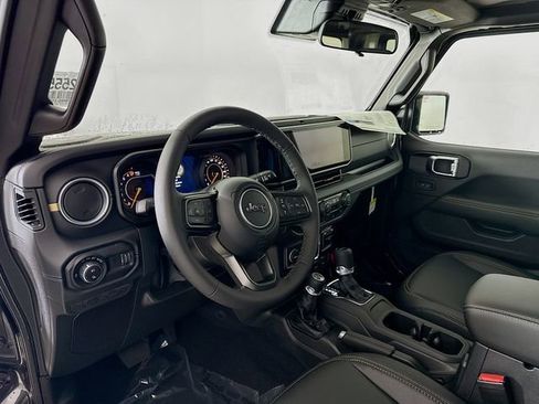 New 2025 Jeep Gladiator Sport image 9