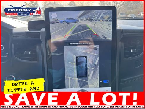 Used 2022 Ford Expedition Platinum image 27