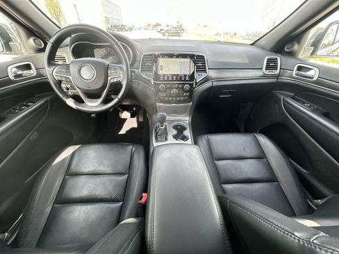 Used 2021 Jeep Grand Cherokee Limited AWD/4WD image 21