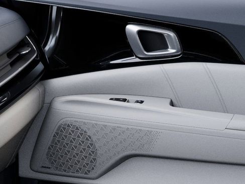 New 2026 Kia Carnival SX Prestige image 25