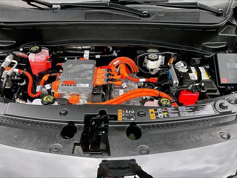 Certified 2023 Chevrolet Bolt EUV LT w/ Driver Confidence Package image 22