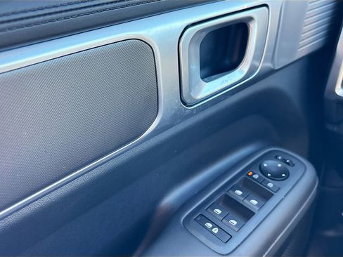 Used 2025 Hyundai Santa Fe XRT image 18