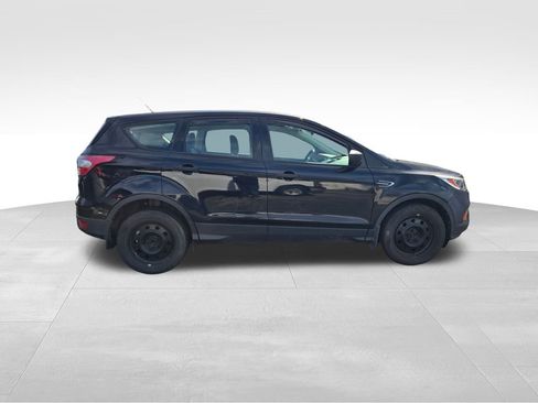 Used 2018 Ford Escape S image 10