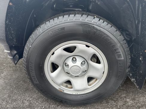 Used 2021 Toyota Tacoma SR image 11