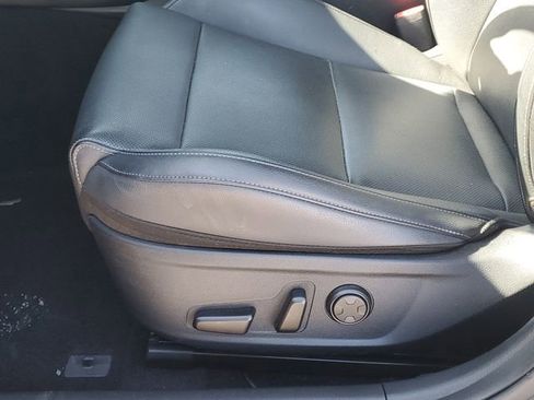 Used 2023 Kia Stinger GT-Line w/ Sun & Sound Package image 11