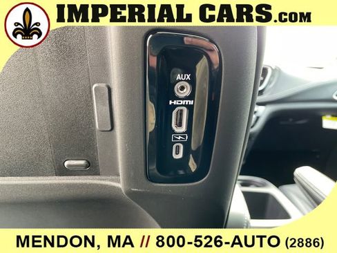 New 2026 Chrysler Pacifica Select image 23