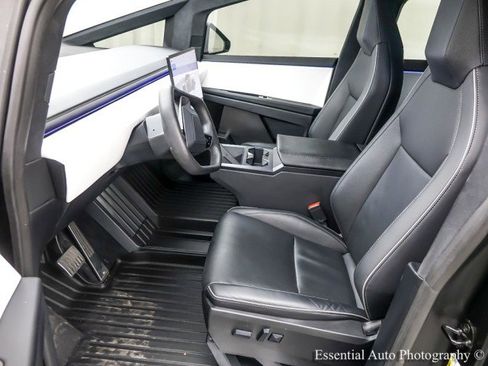 Used 2024 Tesla Cybertruck AWD Crew Cab image 11