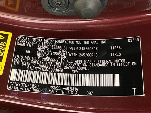 Used 2019 Toyota Highlander XLE AWD/4WD image 27